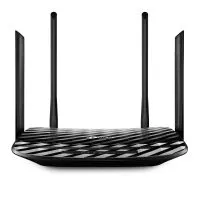 El router dual band de TP-Link EC225-G5 AC Gigabit Wi-Fi 2.4 y 5GHz AC MIMO. color negro con 4 antenas parte frontal